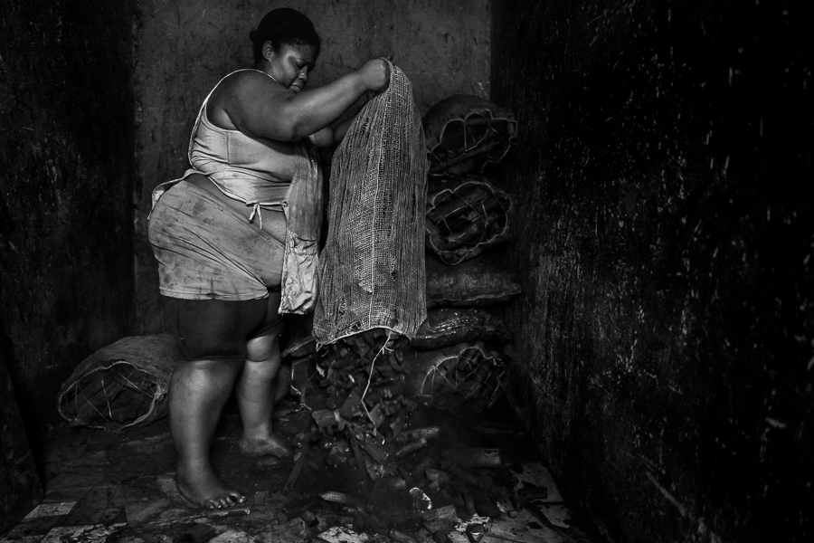 A charcoal worker (Cartagena, Colombia)